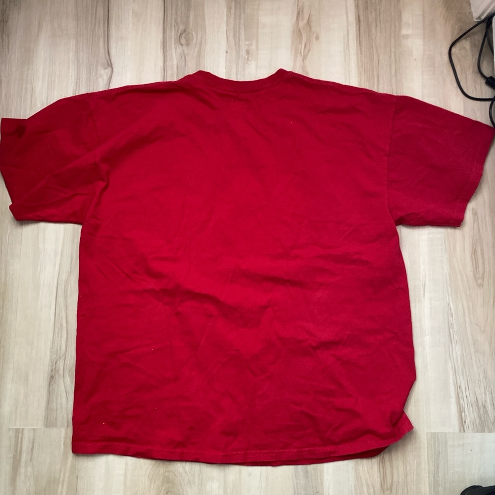 Enyce Red Short Sleeve Tee Graphic Shirt - Picture 4 of 4